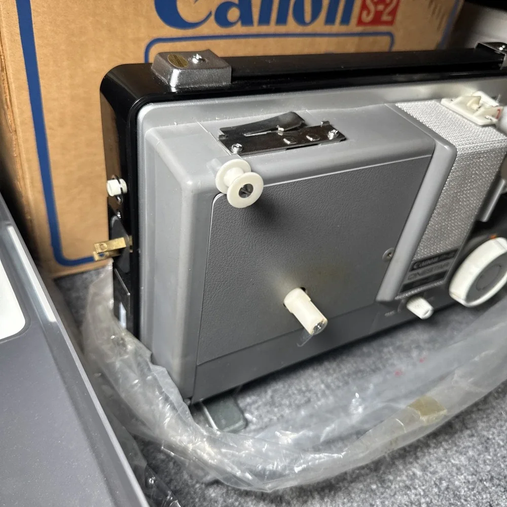 Canon P-8 Cine‎ Star S-2 w/Accessories & Box READ
